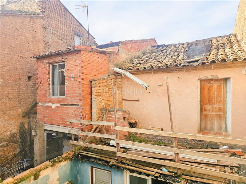 Foto c72ea621-911f-4909-81d4-072c11c0b44a. Casa adossada a Alagón