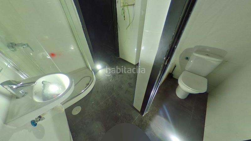 Foto 2c7daeb8-9a8d-4e75-afbf-0a0a94c6b491. Local comercial a Cuatro Caminos - Azca Madrid