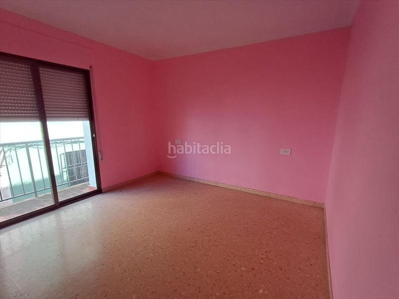 Foto a3b0ffed-48b1-489c-9ed5-43953fe3b769. Casa adossada a Parcent