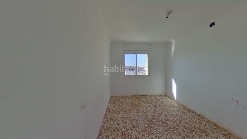 Foto bfb5681b-1d95-4814-b36c-15f5ab63a593. Pis a Puente Genil
