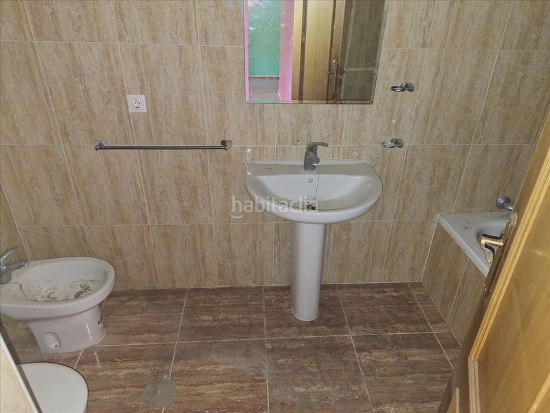 Foto a55c7cf1-8a86-4d3d-b4ba-3503a3b88820. Pis a puerto de Garrucha Garrucha