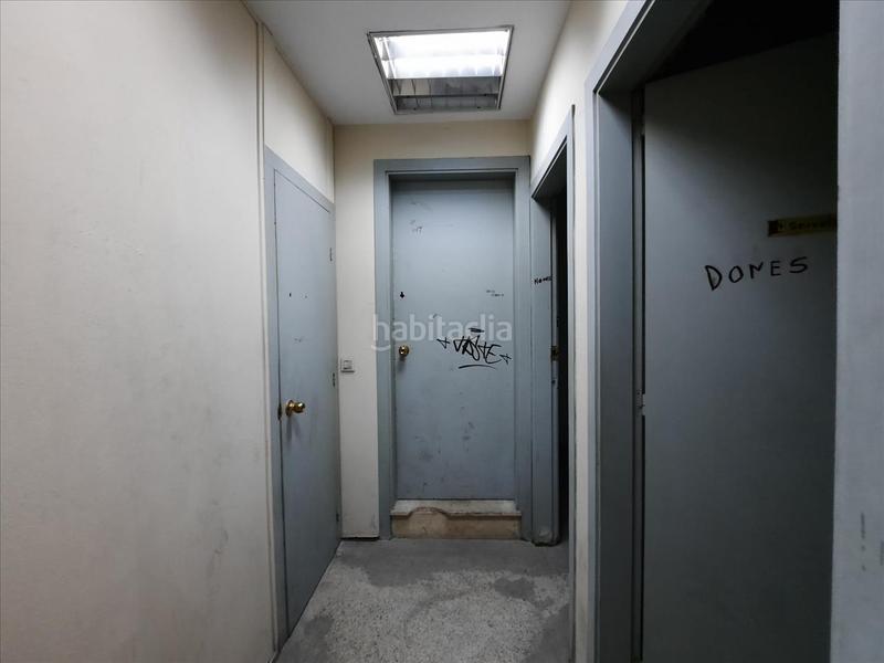 Foto f6a32a0e-b7b0-4faa-9e15-d26f0c3d54f8. Local comercial en Centre Granollers