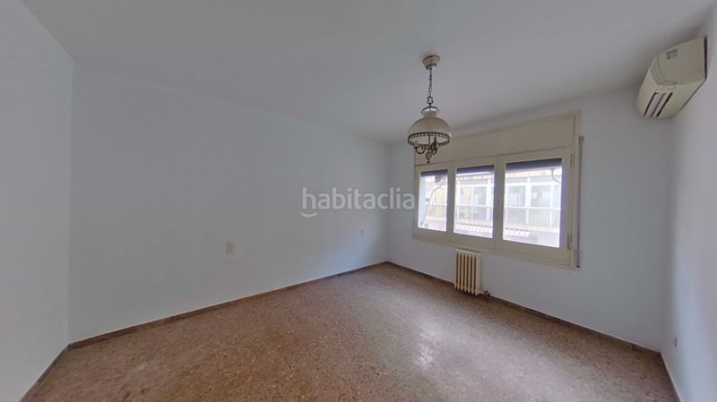 Foto a00c37c4-6c1f-41e2-8495-3f36a59f76aa. Piso en Centre Figueres