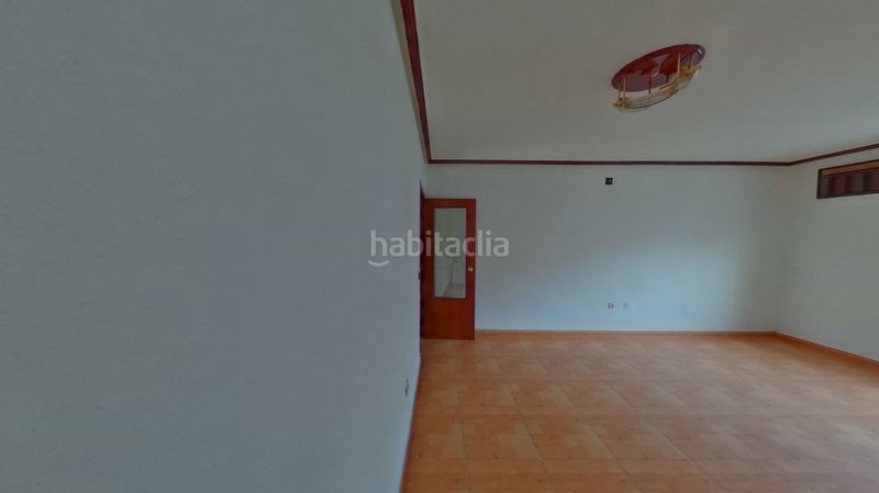 Foto 35b92ac7-c0e9-4285-b050-7f52163c993b. Xalet amb aparcament a Malpartida de Plasencia