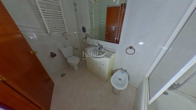 Foto 77e23e31-b8a1-4e9d-a621-50f37bf28f43. Xalet amb aparcament a Malpartida de Plasencia