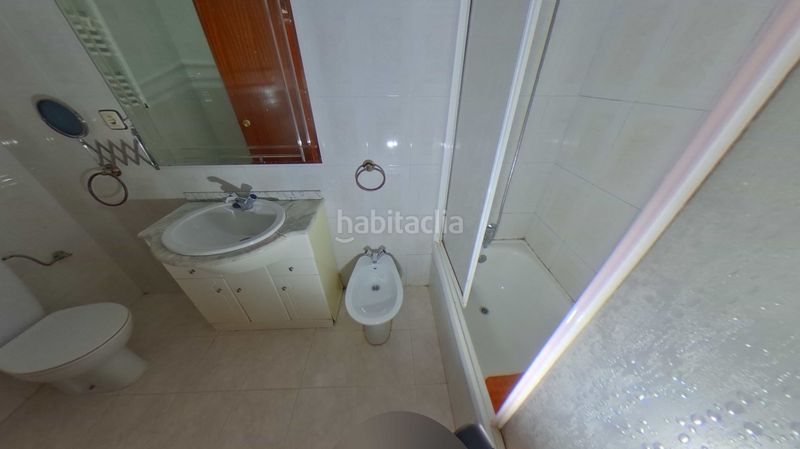 Foto dbc9e31a-a832-4a6d-b657-a6adca495ba9. Xalet amb aparcament a Malpartida de Plasencia