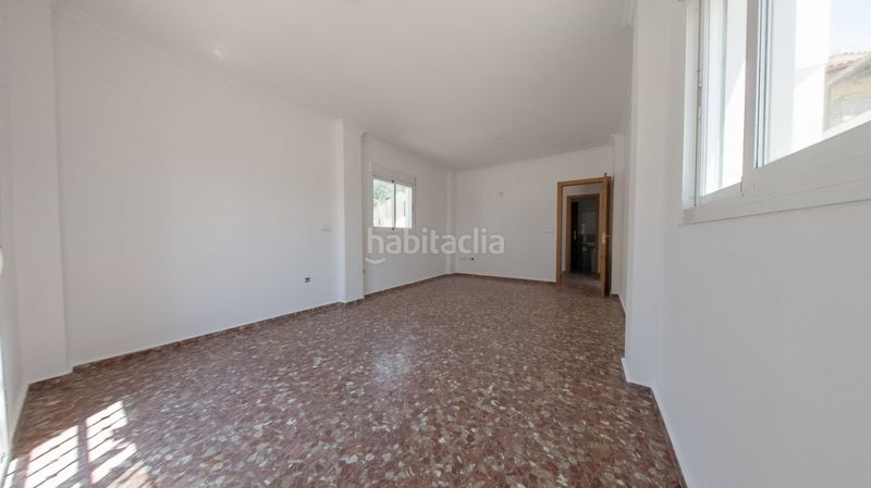 Foto a7edd815-d2e3-42ec-b24c-b8e2769e22fc. Casa amb aparcament a Urbanización Santa Rosa Torrox