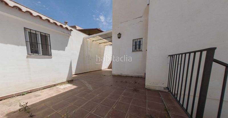 Foto e73590f8-f3d3-400d-8cf8-c1068a06819b. Casa amb aparcament a Urbanización Santa Rosa Torrox