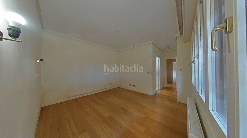 Foto b80a4e2d-12b4-4e36-80c3-3157eb15f13f. Casa amb aparcament piscina a Mungia