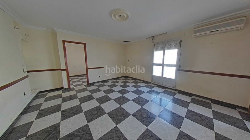Foto 7b896b71-6434-4c4e-adb7-9e09d9cd8369. Piso en Centro Utrera
