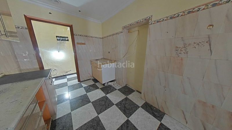 Foto 9a2f4cbf-0101-44fc-b50d-7dcbac04552b. Piso en Centro Utrera