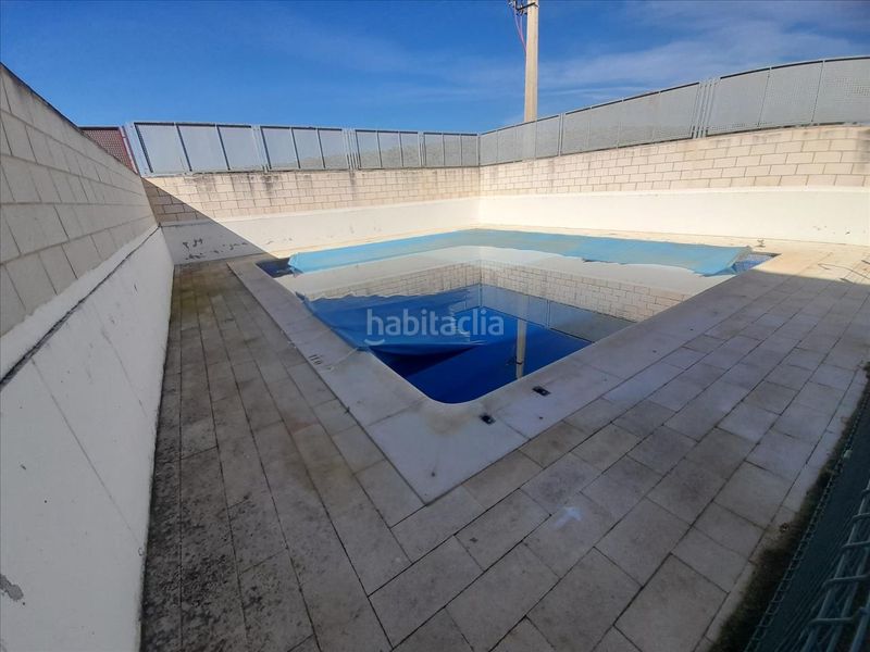 Foto 9c9415d8-9e54-468f-a091-046254f74323. Pis amb calefacció aparcament piscina a PAU 2-600 Puertollano