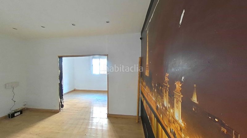 Foto f1ad971f-2150-4502-842a-543feabba0d7. Pis a Porta Barcelona