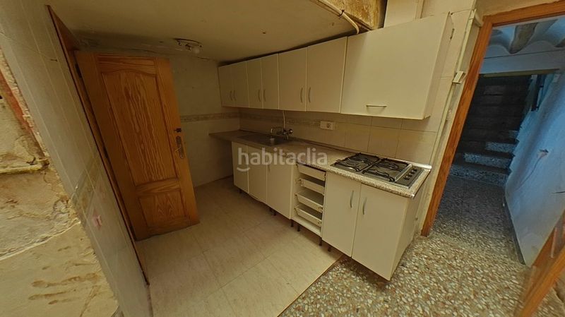 Foto 2438c5ed-7dc5-4f46-83fe-1463621d200c. Casa adossada a Mula