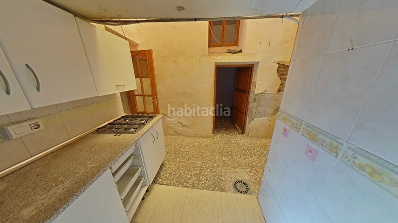 Foto 78dbcb32-a5e4-4495-9144-d57dab5d6836. Casa adossada a Mula