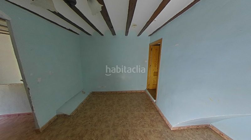 Foto 8038c04c-29ed-4521-96cb-5a9c3f79fcb5. Casa adossada a Mula