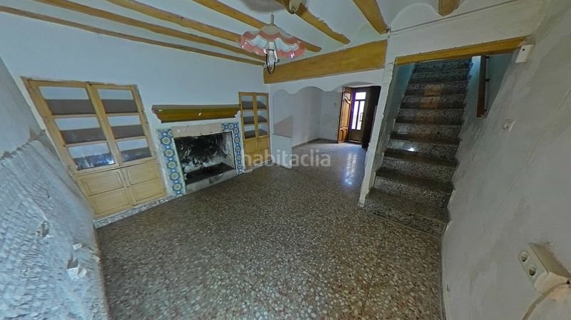 Foto a400c1fa-9d30-4bf9-b9e8-e03b78f19ca6. Casa adossada a Mula