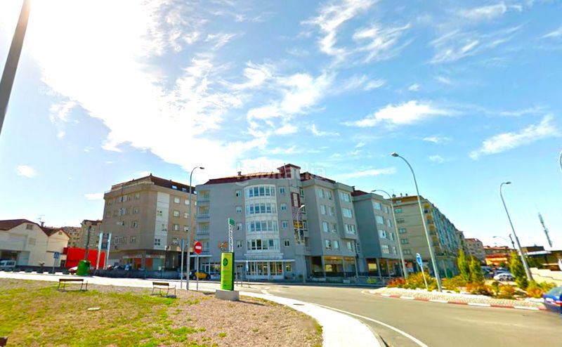 Foto 0d0402e3-2a45-4fae-9974-136ec1244af8. Edificio in Ponteareas