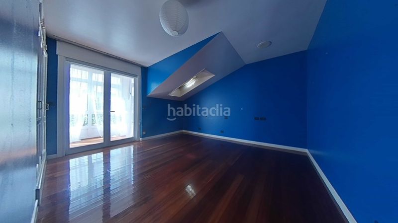 Foto 6428d3d8-bb03-4dc8-a587-0e2f43677045. Casa adossada amb aparcament a Eirís Coruña (A)