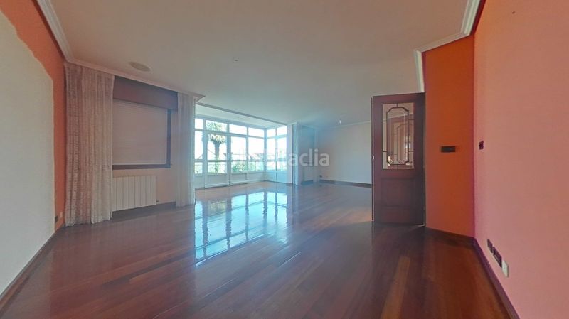 Foto 7f6c3b25-0fa0-41f0-8a91-9772a226fa1b. Casa adossada amb aparcament a Eirís Coruña (A)