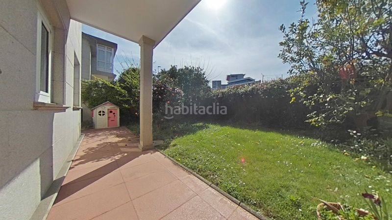 Foto a4c25df1-b2f1-4973-a4e9-a1a0753926b9. Casa adossada amb aparcament a Eirís Coruña (A)