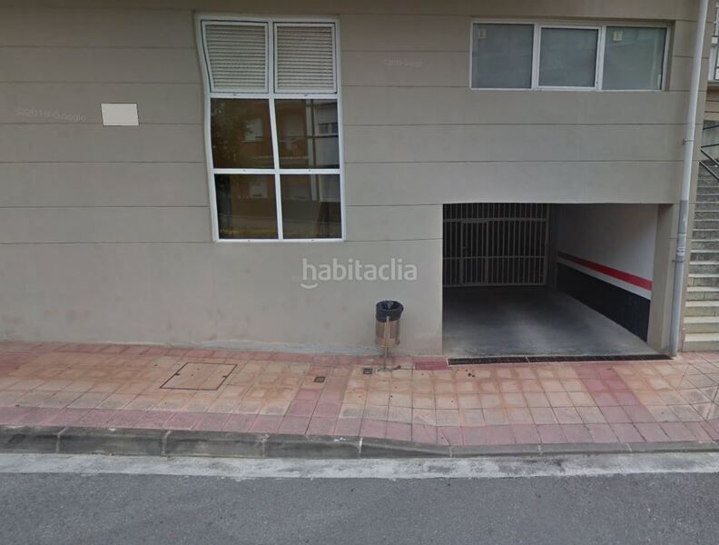 Foto 756fccb3-f815-4681-aebf-4eb117da172c. Aparcament cotxe a Mallabia