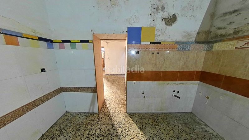 Foto 3e2d2ffb-6646-4a08-84a2-df509c9497fd. Casa adossada a Adra