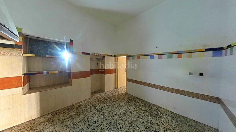 Foto cf0d3552-4d4f-4195-969a-158b8f9f1572. Casa adossada a Adra
