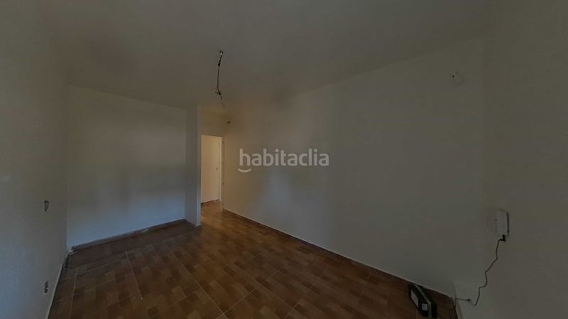 Foto 7efdaeb4-e527-4961-803b-e952a00b8441. Pis a Villaverde Alto Madrid