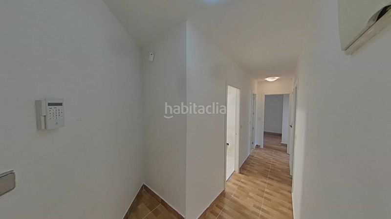 Foto 8163ae7b-127b-40c1-985d-860e3e68fa0b. Pis a Villaverde Alto Madrid