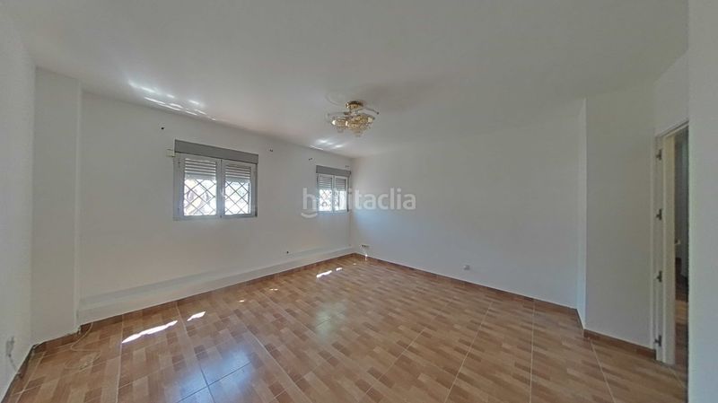 Foto eab55f48-36c3-44e4-98d5-ddaf73857e61. Pis a Villaverde Alto Madrid