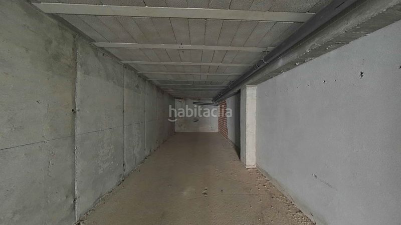 Foto 15236435-ef24-4871-9bbe-f40ce555db42. Local comercial a Autol