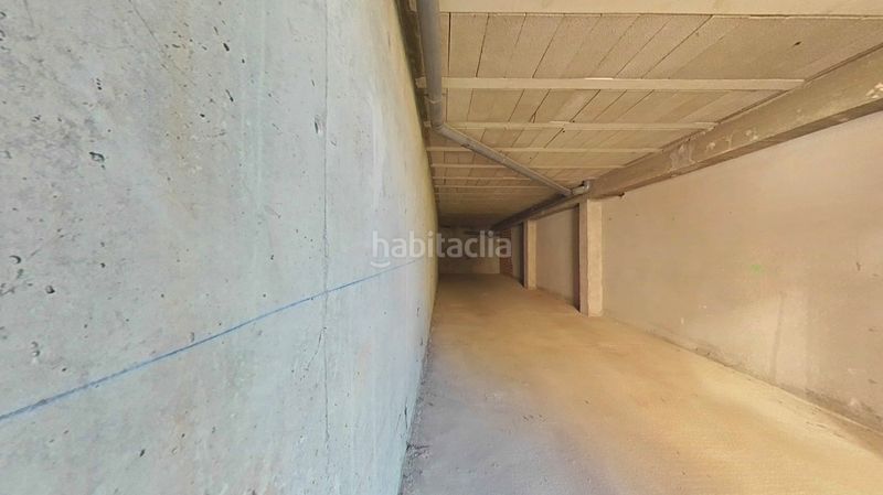 Foto 9d6886af-88a7-4233-a45f-a5b9a4b750c2. Local comercial a Autol