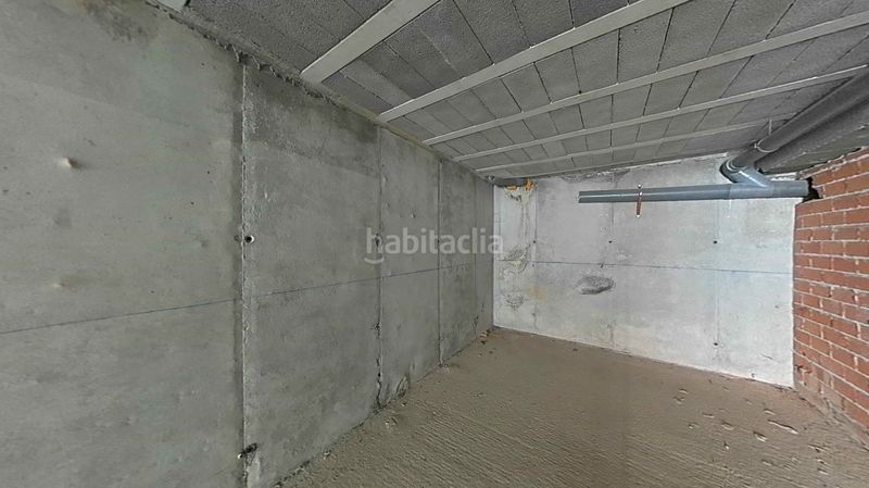 Foto a881281d-a72c-4a63-ae8e-ac14d0bcd6b6. Local comercial a Autol