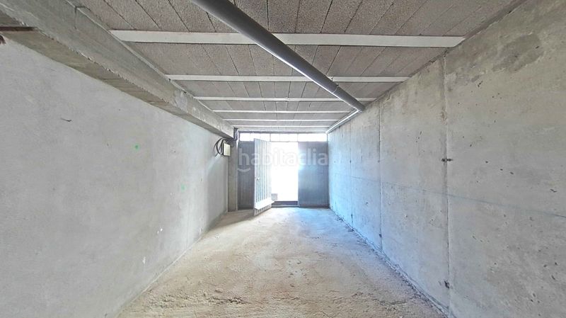 Foto aa72c82e-1bf0-497d-bb9b-f9b122e9549e. Local comercial a Autol