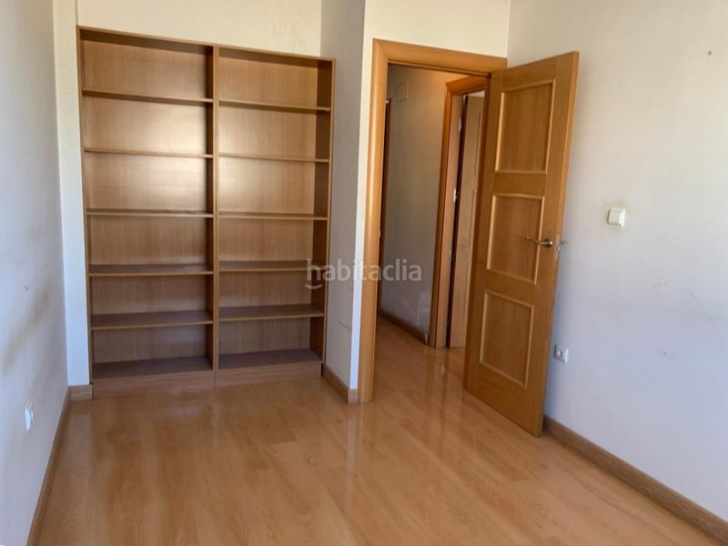 Foto 00576f60-1d0b-4d3d-9294-c9ab53e63390. Casa adossada amb calefacció a Santa Fe