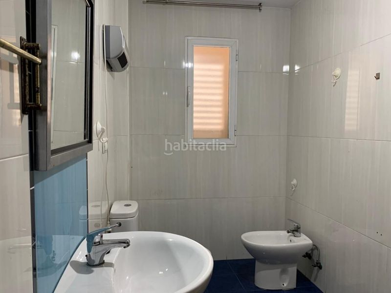 Foto f9dece30-95d3-4087-92cc-5d0c78a9818c. Casa adossada amb calefacció a Santa Fe