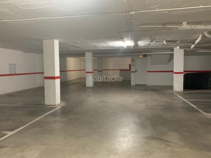 Foto 3582febe-f09a-4c96-8b7b-81d9a526c115. Parking coche en Playa Burriana