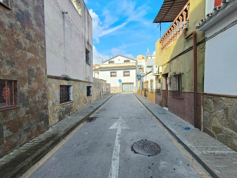Foto d58e8663-3465-4079-9d9c-2d7474e4a94a. Pis a Taraguilla-Estación San Roque