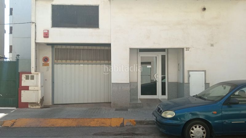 Foto acb4217c-37f9-48ac-90ba-c54764d52dbf. Aparcament cotxe a Playa Burriana