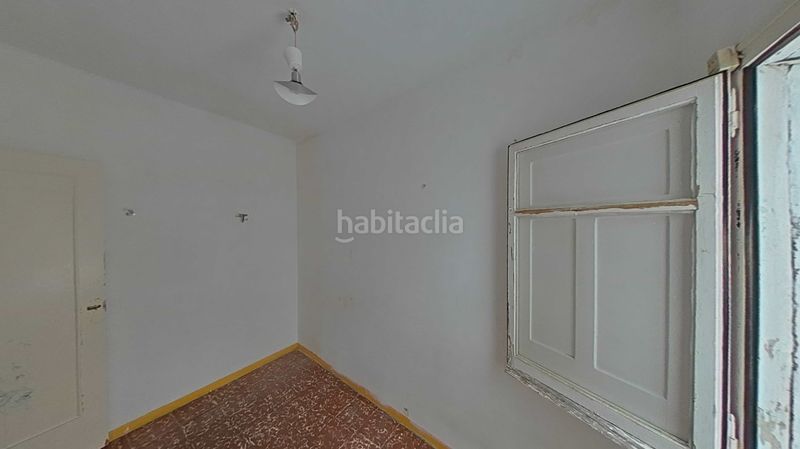 Foto ce4b10a0-f26c-46c5-97ec-b9abe9f0b68d. Pis a Guinardó Barcelona