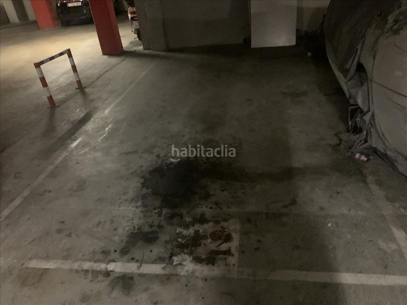 Foto bf676d4f-c0ad-4579-806d-f510a7d064a0. Aparcament cotxe a Santa Eugenia Girona