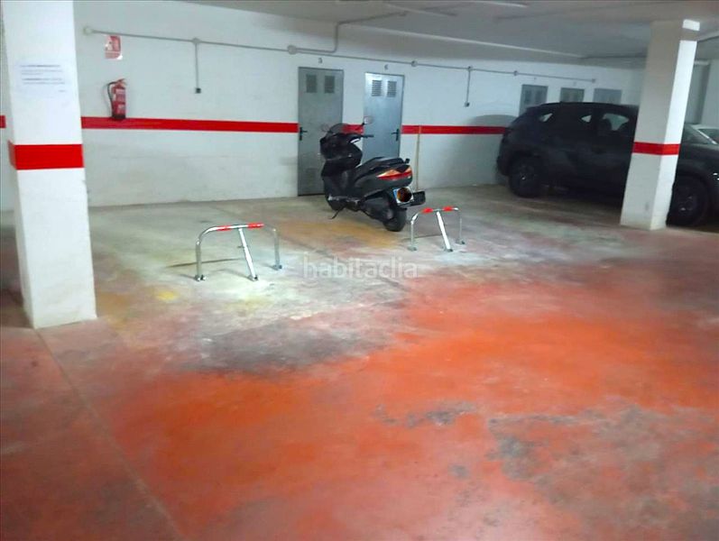 Foto f5b47961-9a22-4d67-aff0-8962553ddf2b. Aparcament cotxe a Xeraco