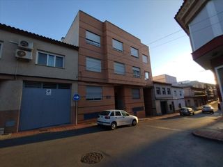 Aparcament cotxe a San Pablo