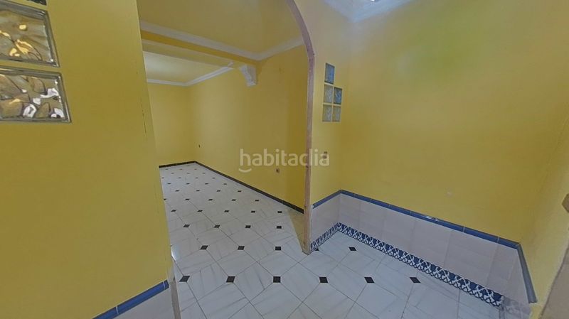 Foto 509f1983-a811-42cd-b11c-e8e17e302f92. Casa adossada a Olvera
