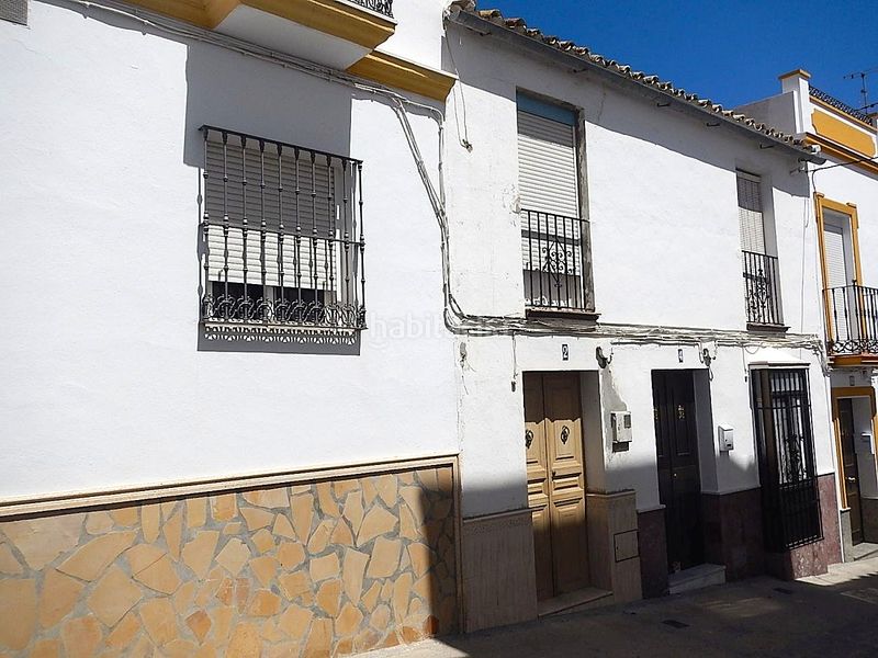 Foto 704ab994-ccf7-44e1-ac52-7ec830b86601. Casa adossada a Olvera