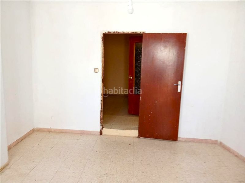 Foto bc73215f-5dd8-41d8-a81d-b4a3677fe641. Casa adossada a Olvera