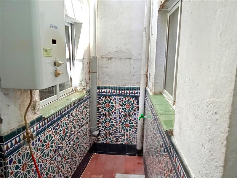 Foto c12fcb9e-c8bf-4b01-89ce-ca6aa4b39356. Casa adossada a Olvera