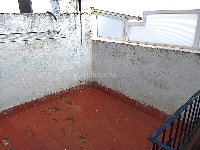 Foto e9fb2227-de5e-4fa5-938e-8bab87386a81. Casa adossada a Olvera