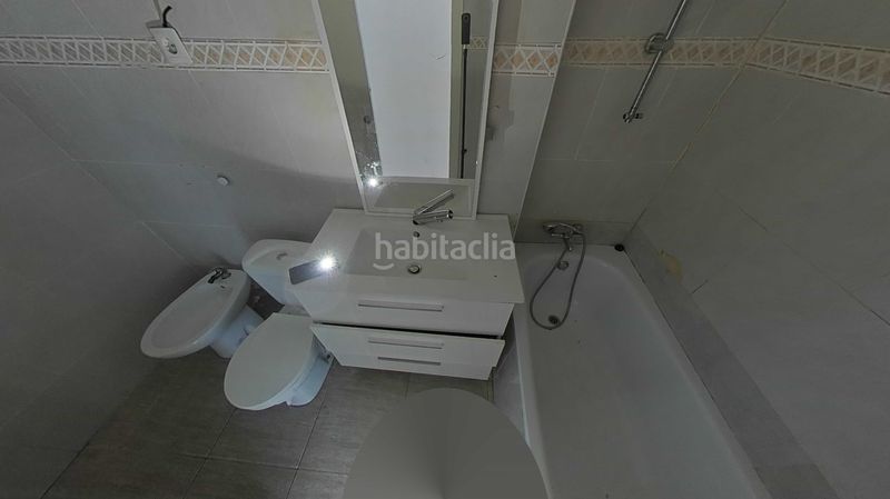 Foto 94ad134e-bc61-45f9-99b8-ff503bed8bf0. Pis a Campclar Tarragona